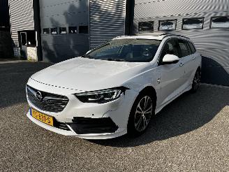 Vaurioauto  passenger cars Opel Insignia Sports Tourer 1.5 TURBO PANODAK  / CLIMA / NAVI / CRUISE 2018/7