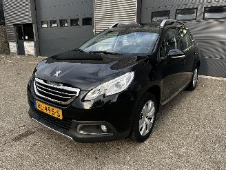 Auto incidentate Peugeot 2008 1.2 Puretech AUTOMAAT / CLIMA / CRUISE 2016/6