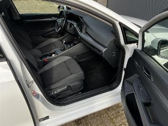 Volkswagen Golf 1.0 TSI NAVI / CRUISE / PDC picture 11