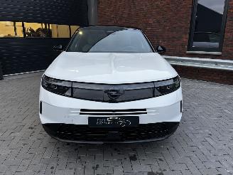 Opel Grandland 1.2 Turbo Hybrid / AUTOMAAT / NAVI / 360CAM / NIEUWSTE MODEL picture 2