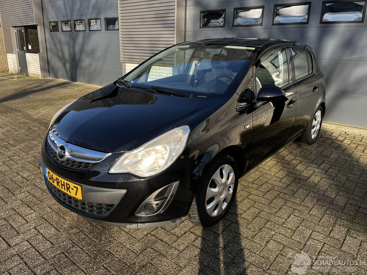 Opel Corsa 1.3 CDTI AIRCO / CRUISE / NAVI / PDC