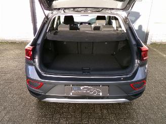 Volkswagen T-Roc 1.0 TSI CAMERA / NAVI / CRUISE / PDC / DIG COCKPIT picture 17