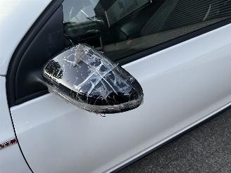 Volkswagen Golf 1.4i GTI LOOK  VERSNELLINGSBAK DEFECT picture 4