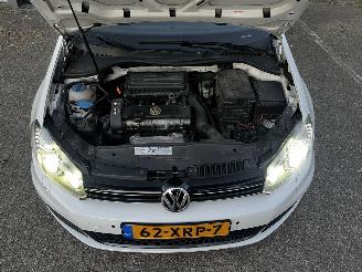 Volkswagen Golf 1.4i GTI LOOK  VERSNELLINGSBAK DEFECT picture 13