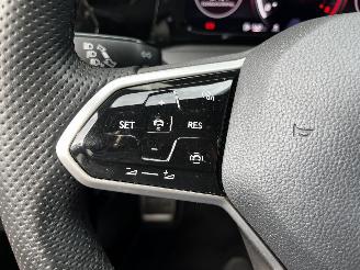 Volkswagen Golf 2.0 GTI NAVI / CAMERA / CRUISE / PDC picture 16