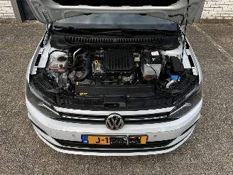 Volkswagen Polo 1.0i CRUISE / NAVI / PDC / DIEFSTALSCHADE picture 14