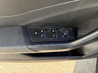 Volkswagen T-Roc 1.0 TSI GOAL NAVI / CRUISE / PDC / STOELVER picture 17