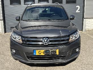 Volkswagen Tiguan 1.4 TSI SPORT&STYLE AUTOMAAT/NAVI/CRUISE/CAMERA picture 2