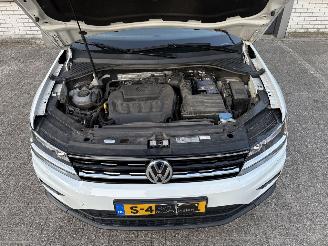 Volkswagen Tiguan 2.0 TSI 4 MOTION AUTOMAAT HIGHLINE picture 14