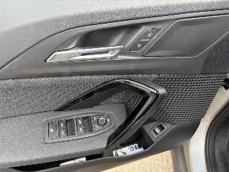 BMW iX1 eDrive20 67 kWh picture 14