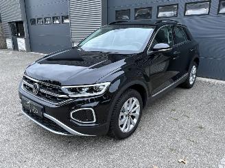 Unfallwagen Volkswagen T-Roc 1.5 TSI AUTOMAAT / NAVI / CRUISE / CAMERA 2026/2