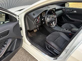 Mercedes A-klasse 250 AMG PAKKET / PANODAK / AUTOMAAT picture 10