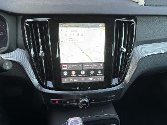 Volvo V-60 2.0 T6 Plug-in Hybrid AWD Plus Bright picture 12