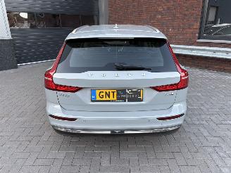 Volvo V-60 2.0 T6 Plug-in Hybrid AWD Plus Bright picture 22