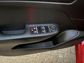 Renault Arkana 1.3 TCe AUTOMAAT / NAVI / CRUISE / PDC picture 10