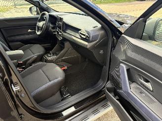 Dacia Duster 1.8 Hybrid AUTOMAAT / NAVI / CRUISE picture 11