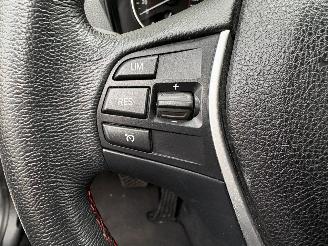 BMW 1-serie 118i SPORT / AUTOMAAT / LEER / NAVI / CRUISE / PDC picture 16