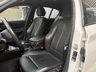 BMW 1-serie 118i SPORT / AUTOMAAT / LEER / NAVI / CRUISE / PDC picture 7