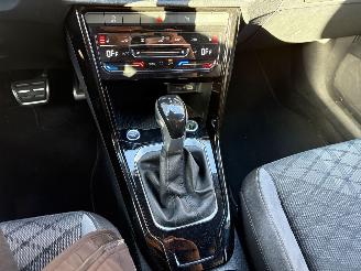 Volkswagen T-Roc 1.5 TSI R-line / PANODAK / AUTOMAAT / CAMERA / CRUISE / NAVI picture 9