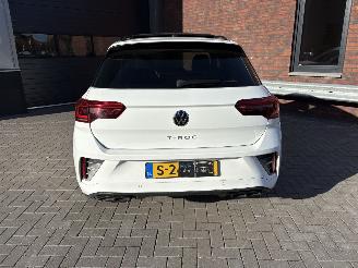 Volkswagen T-Roc 1.5 TSI R-line / PANODAK / AUTOMAAT / CAMERA / CRUISE / NAVI picture 18