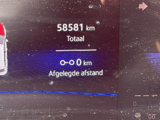 Volkswagen T-Roc 1.5 TSI R-line / PANODAK / AUTOMAAT / CAMERA / CRUISE / NAVI picture 15
