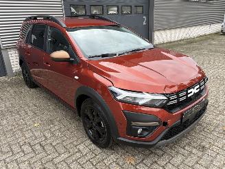 Dacia Jogger 1.6 Hybrid 7PERS / CLIMA / CRUISE / CAMERA picture 3