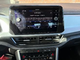 Volkswagen T-Roc 1.5 TSI AUTOMAAT / NAVI / CAMERA / VIRTUAL COCKPIT picture 16