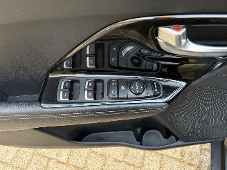 Kia Niro 1.6 GDI HYBRID / NAVI / CRUISE / CAMERA / LEER picture 15