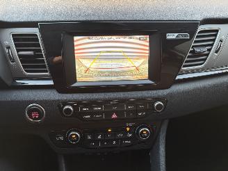 Kia Niro 1.6 GDI HYBRID / NAVI / CRUISE / CAMERA / LEER picture 13