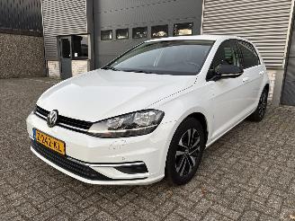 Volkswagen Golf 1.6 TDI NAVI / CRUISE / PDC / CLIMA