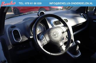 Opel Agila  picture 5