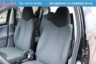 Toyota Aygo 1.0 Sport picture 6