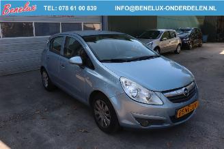 Opel Corsa 1.2 16V picture 2