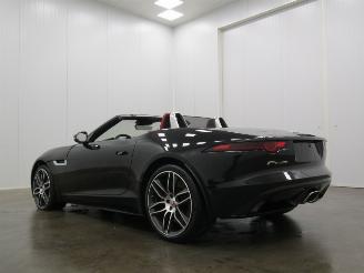 Jaguar F-type 2.0T Autom. P300 Convertible R-Dynamic Navi picture 3