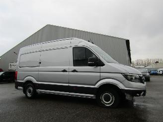 skadebil bedrijf Volkswagen Crafter 35 2.0 TDI Autom. 130kw L3H3 Navi 2017/11