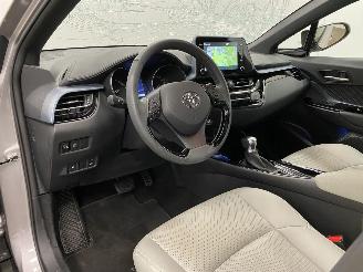 Toyota C-HR 2.0 Hybrid Navi Clima picture 7