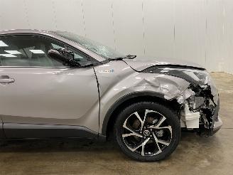 Toyota C-HR 2.0 Hybrid Navi Clima picture 18