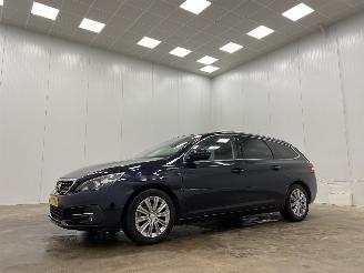 Peugeot 308 SW 1.2 PureTech Panoramadak Navi Clima picture 4