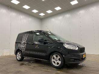 Vaurioauto  commercial vehicles Ford Transit Courier 1.5 TDCI Airco 2017/1