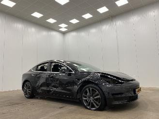 krockskadad bil auto Tesla Model 3 Standard Plus 60 kWh RWD 2019/12