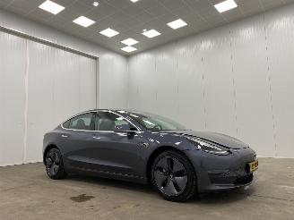 damaged passenger cars Tesla Model 3 Dual motor Long Range 75 kWh 2019/6