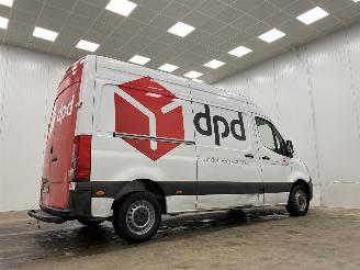 Mercedes Sprinter 211 CDI L2H2 Airco picture 2