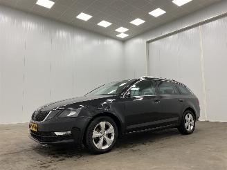 Skoda Octavia Combi 1.6 TDI Edition Navi Clima picture 4