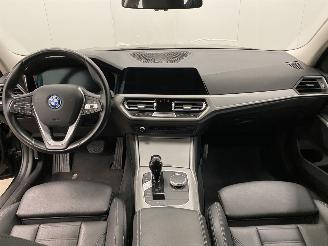 BMW 3-serie 320e Autom. Hybrid Edition Plus Navi Clima picture 11