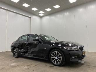 BMW 3-serie 320e Autom. Hybrid Edition Plus Navi Clima picture 2