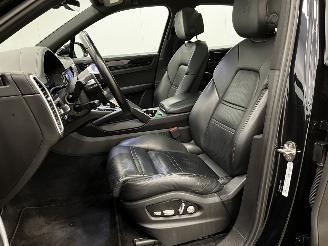 Porsche Cayenne 3.0 E-Hybrid Panoramadak Navi Clima picture 9