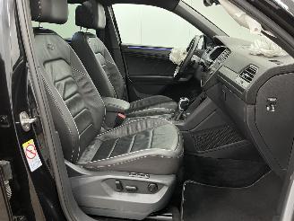 Volkswagen Tiguan 2.0 TDI DSG Allspace R-line Panoramadak Navi Clima picture 10