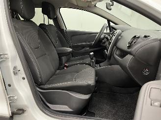 Renault Clio Estate 0.9 TCe Zen Navi Airco picture 9