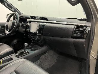 Toyota Hilux 2.8 D-4D Autom. DC 4wd Navi Clima picture 12