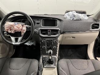 Volvo V-40 Cross Country 2.0 T3 Momentum Navi Clima picture 11